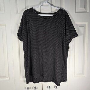NWT Amazon Essentials Black Women's Relaxed-Fit Crewneck T-Shirt - Size XLarge